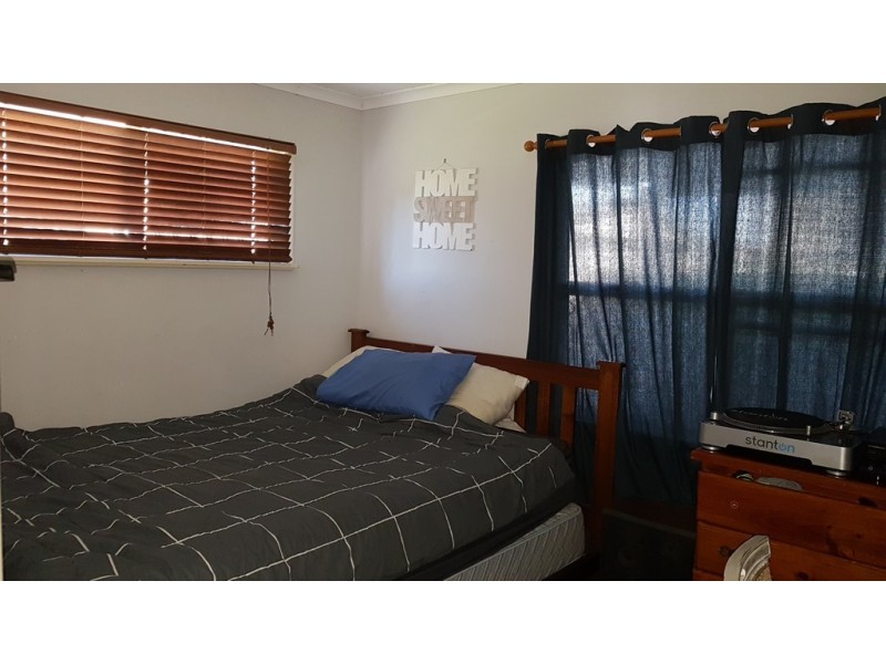 25 Lee Avenue, Bongaree QLD 4507