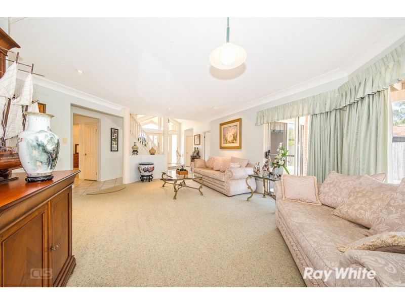 2 Trimaran Court, Banksia Beach QLD 4507