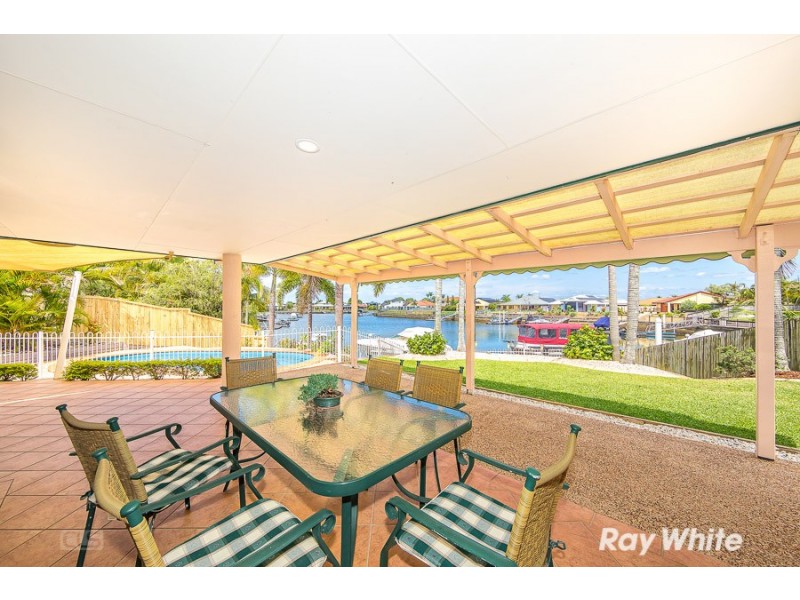 2 Trimaran Court, Banksia Beach QLD 4507