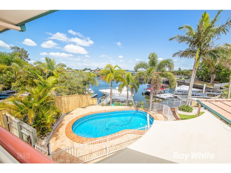 2 Trimaran Court, Banksia Beach QLD 4507