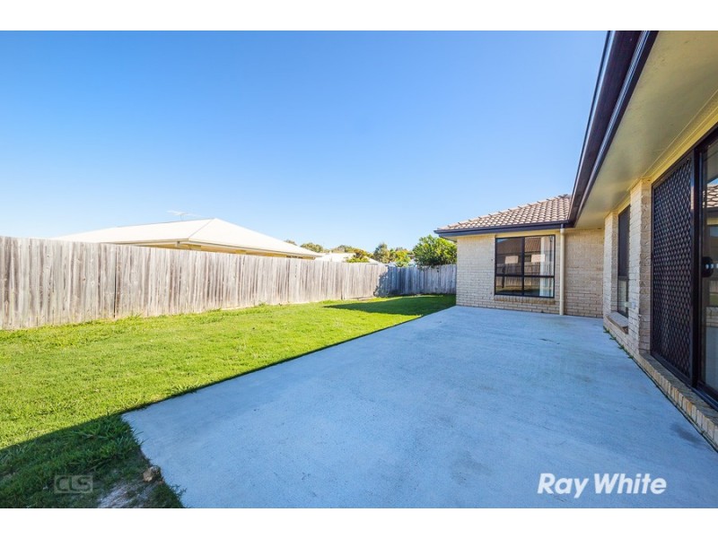 5 Biggera Court, Sandstone Point QLD 4511