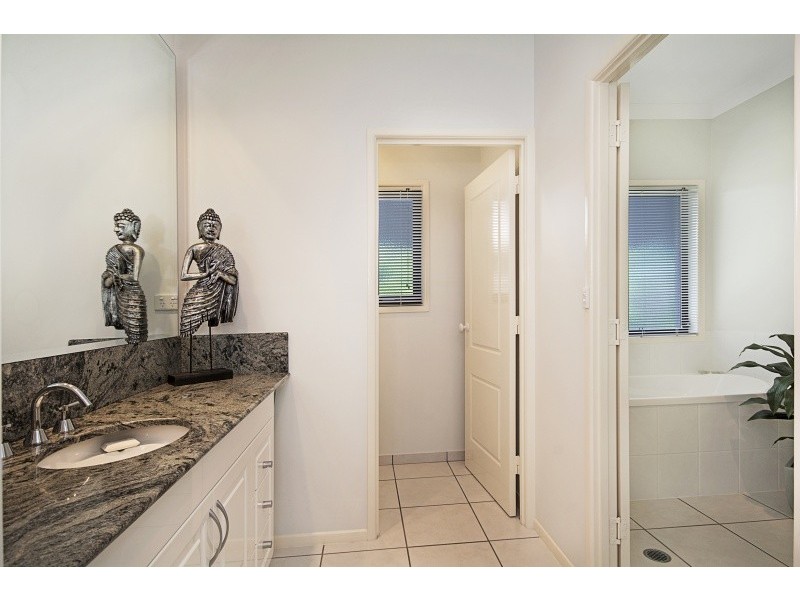 9 Seaside Drive, Banksia Beach QLD 4507