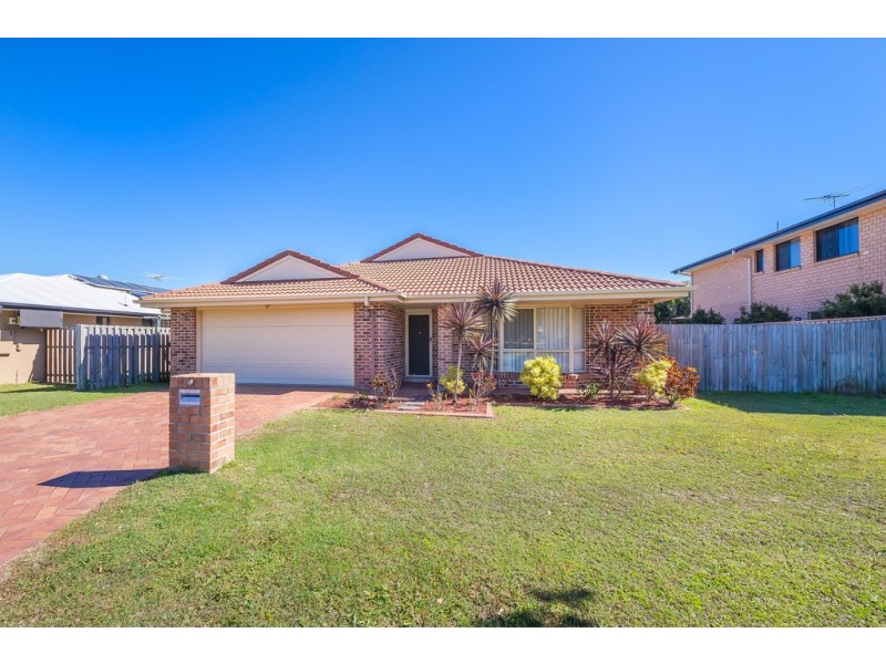 12 Cremorne Court, Sandstone Point QLD 4511