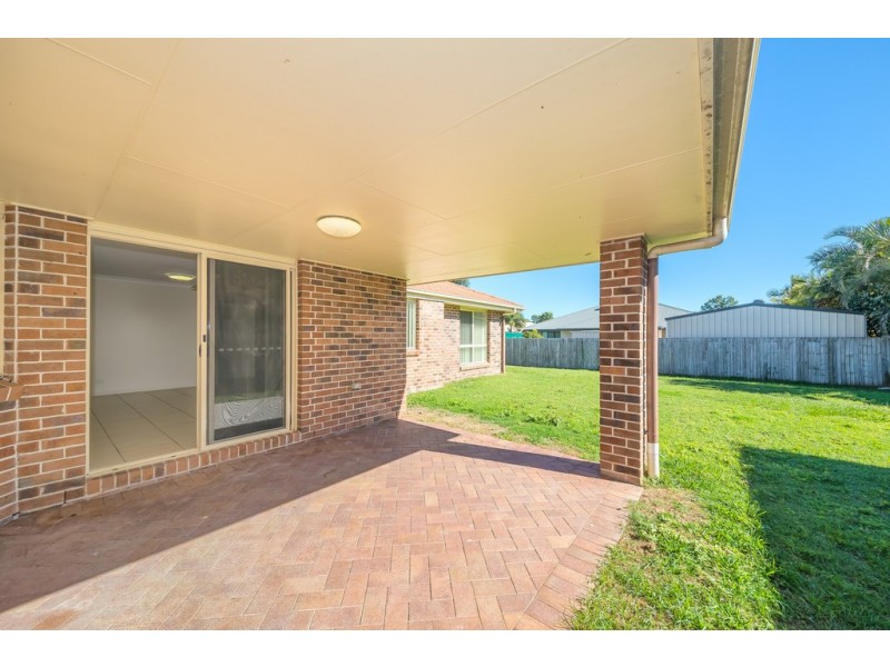 12 Cremorne Court, Sandstone Point QLD 4511