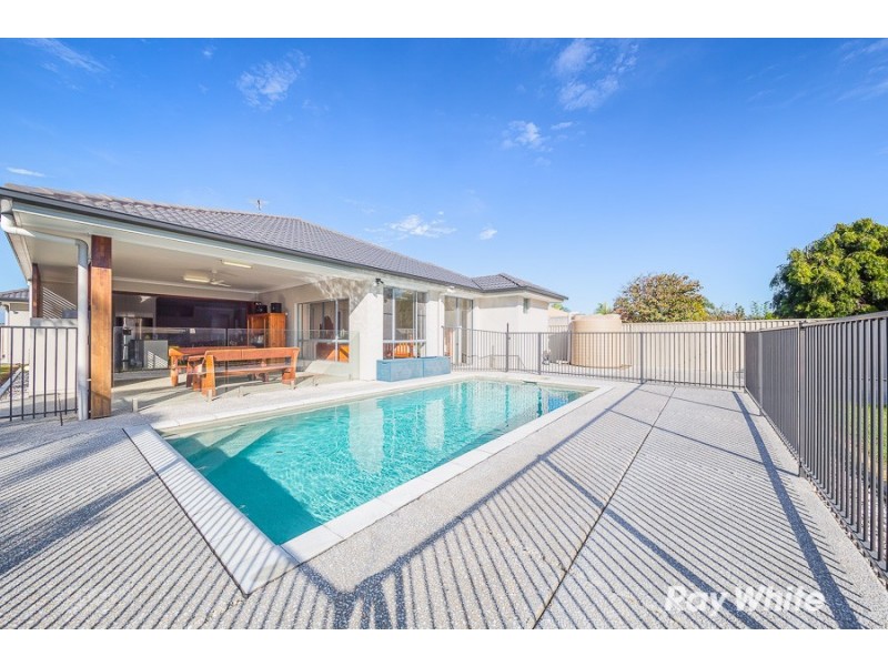 61 Cosmos Avenue, Banksia Beach QLD 4507