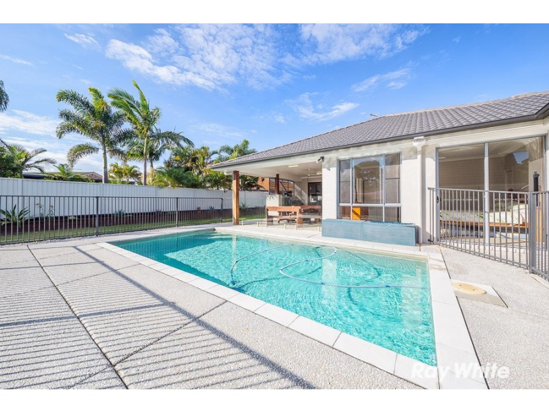 61 Cosmos Avenue, Banksia Beach QLD 4507