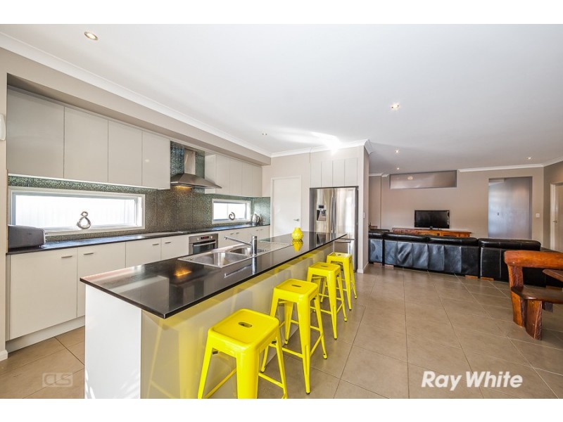 61 Cosmos Avenue, Banksia Beach QLD 4507