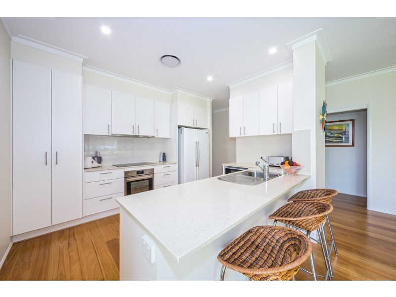103 Cosmos Avenue, Banksia Beach QLD 4507