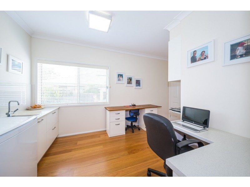 103 Cosmos Avenue, Banksia Beach QLD 4507