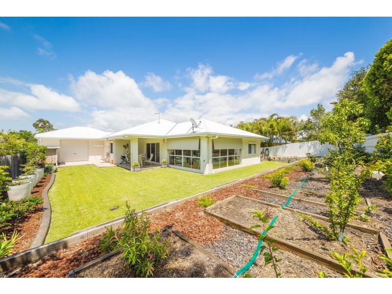103 Cosmos Avenue, Banksia Beach QLD 4507