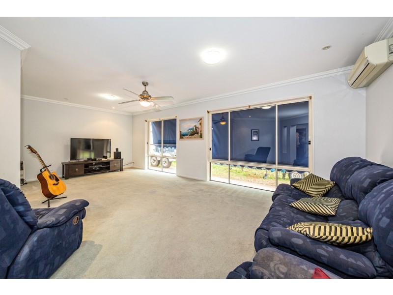106 Cosmos Avenue, Banksia Beach QLD 4507