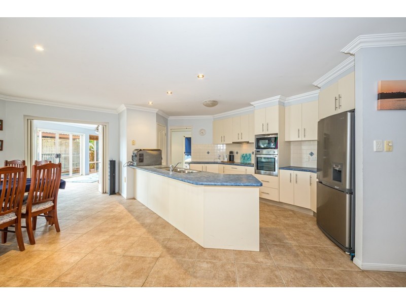 106 Cosmos Avenue, Banksia Beach QLD 4507