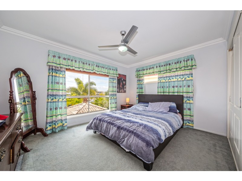 106 Cosmos Avenue, Banksia Beach QLD 4507