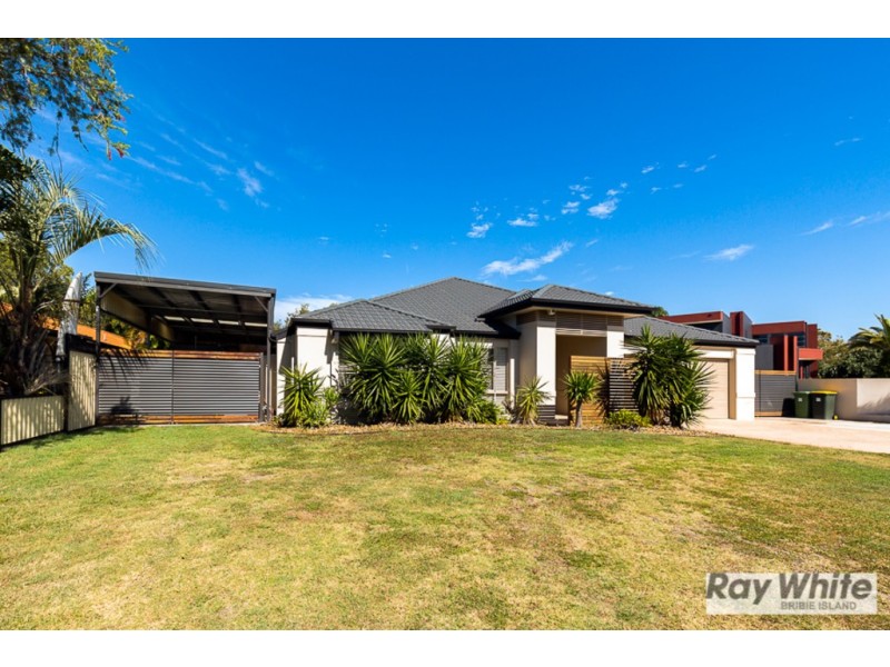 18 Marina Boulevard, Banksia Beach QLD 4507