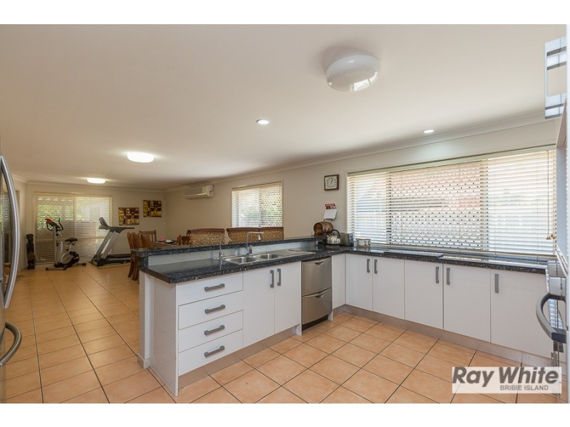 18 Marina Boulevard, Banksia Beach QLD 4507