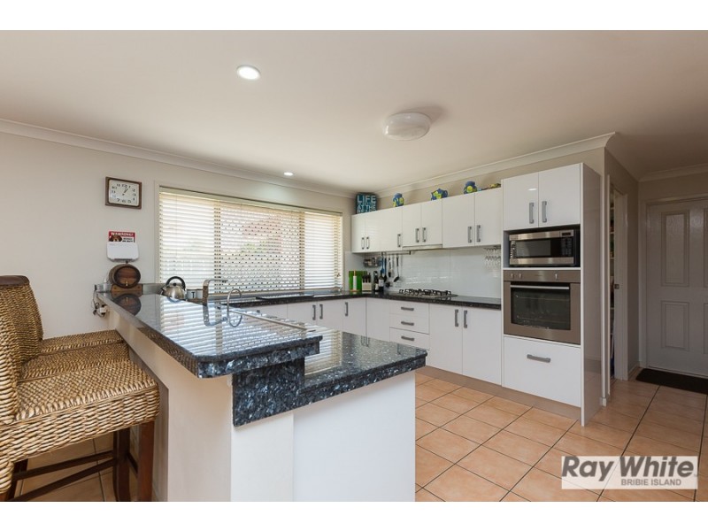 18 Marina Boulevard, Banksia Beach QLD 4507