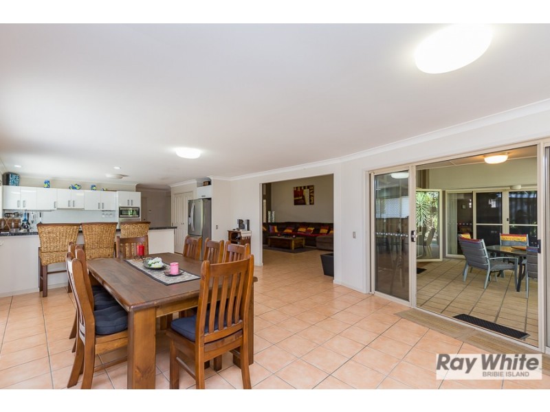 18 Marina Boulevard, Banksia Beach QLD 4507