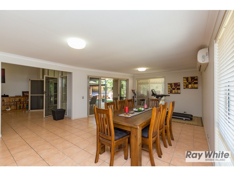 18 Marina Boulevard, Banksia Beach QLD 4507