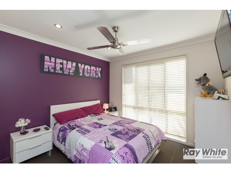 18 Marina Boulevard, Banksia Beach QLD 4507