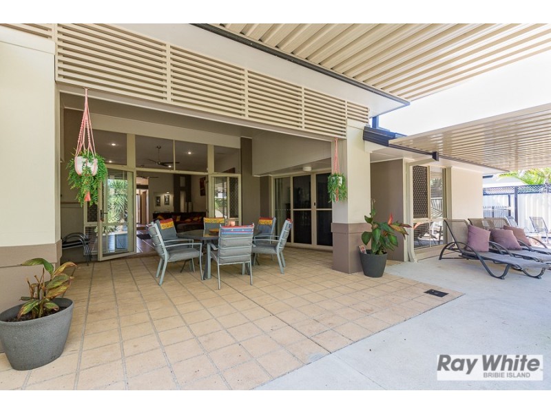 18 Marina Boulevard, Banksia Beach QLD 4507