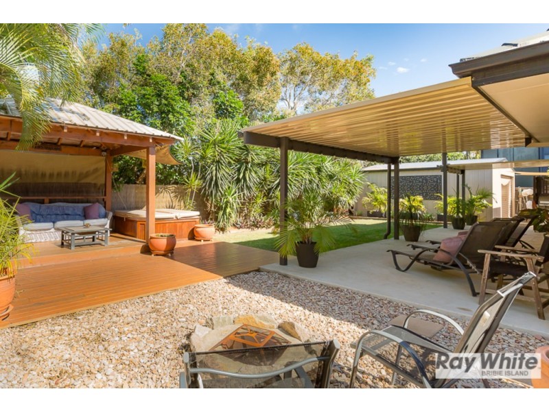 18 Marina Boulevard, Banksia Beach QLD 4507