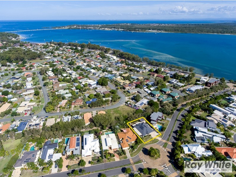 18 Marina Boulevard, Banksia Beach QLD 4507