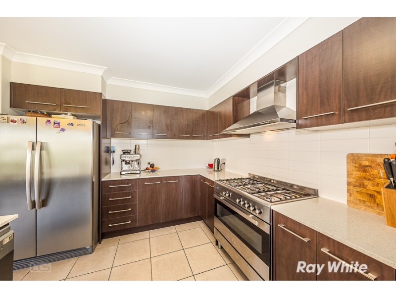 10 Bilinga Court, Sandstone Point QLD 4511