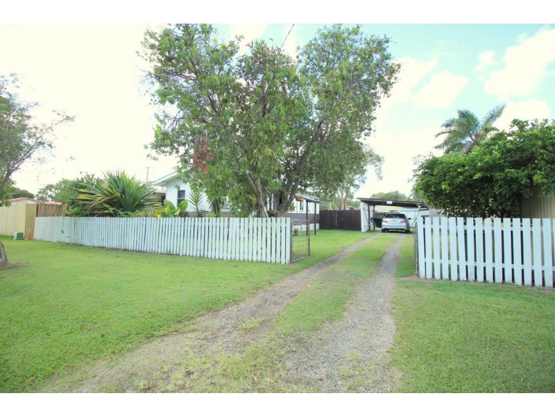 52 Ranald Avenue, Ningi QLD 4511