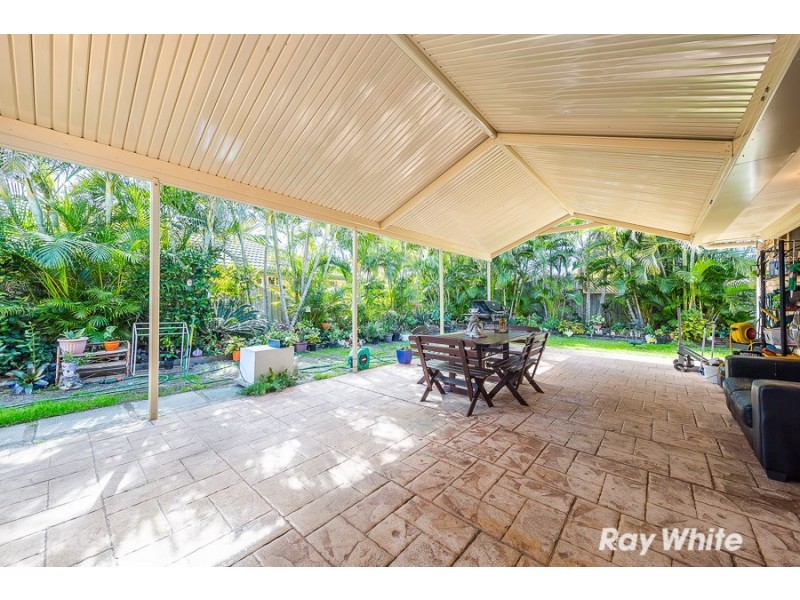 8 Pentas Drive, Bongaree QLD 4507