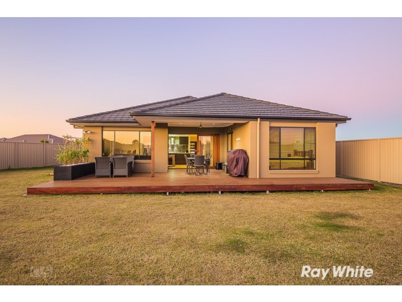 8 Clubrush Court, Banksia Beach QLD 4507