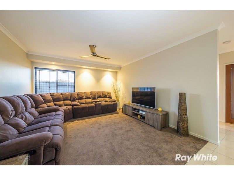 8 Clubrush Court, Banksia Beach QLD 4507
