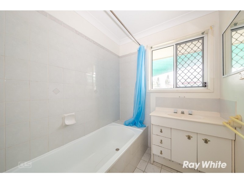 74 Ranald Avenue, Ningi QLD 4511