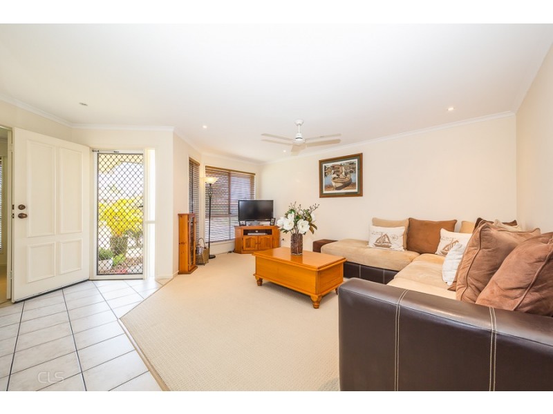 54 Topsail Circuit, Banksia Beach QLD 4507