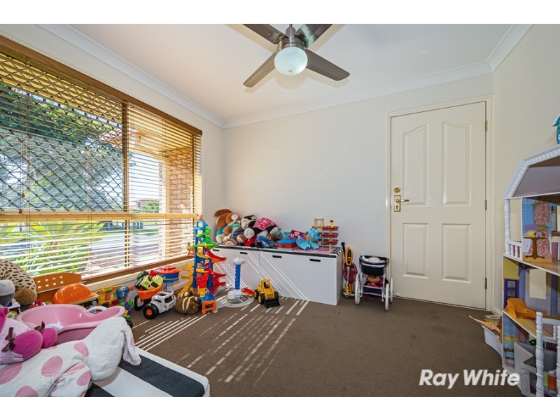 36 Seaforth Street, Sandstone Point QLD 4511