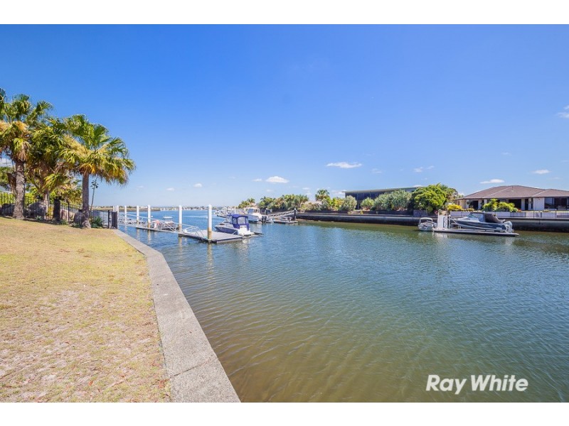30 Raptor Parade, Banksia Beach QLD 4507