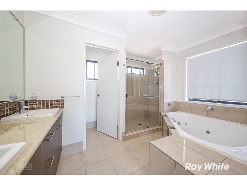 30 Raptor Parade, Banksia Beach QLD 4507