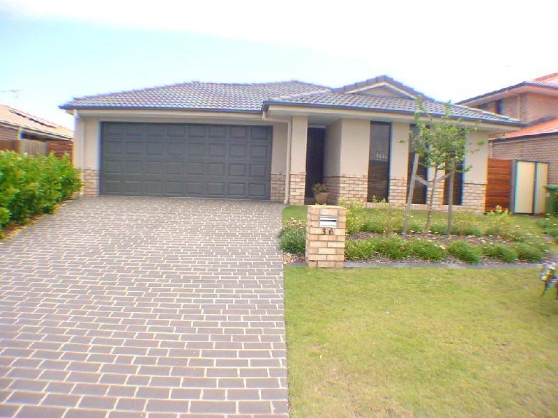 36 Eimeo Place, Sandstone Point QLD 4511