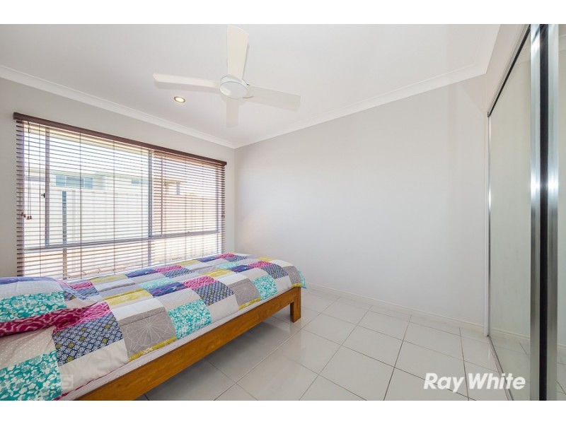 19 Vanillalily Close, Banksia Beach QLD 4507