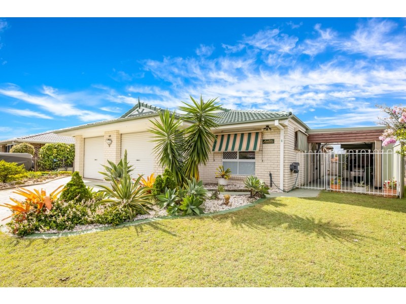 2/65 Oleander Drive, Bongaree QLD 4507