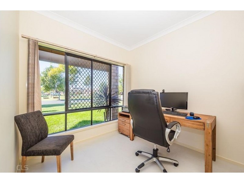 10 Cremorne Court, Sandstone Point QLD 4511