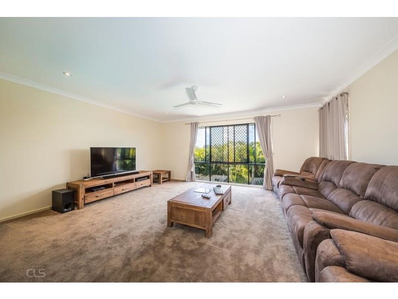 10 Cremorne Court, Sandstone Point QLD 4511