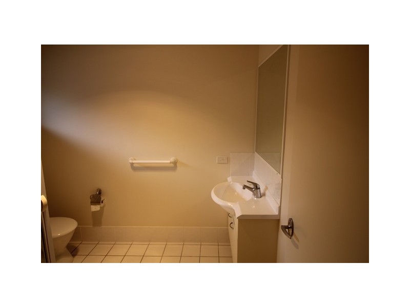 7 Seabreeze Court, Sandstone Point QLD 4511