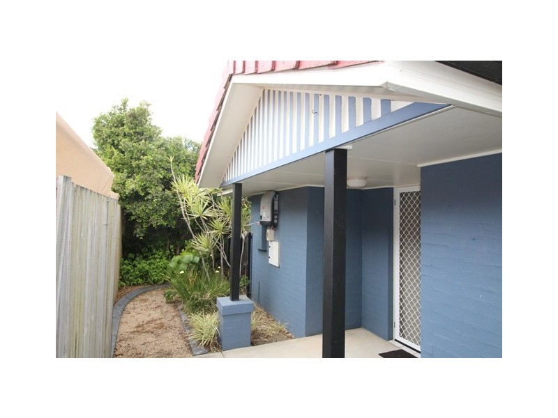 7 Seabreeze Court, Sandstone Point QLD 4511