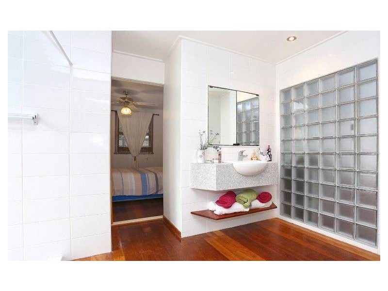 22 Bonham Street, Bongaree QLD 4507