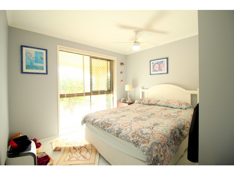 65 Bestmann Road East, Sandstone Point QLD 4511