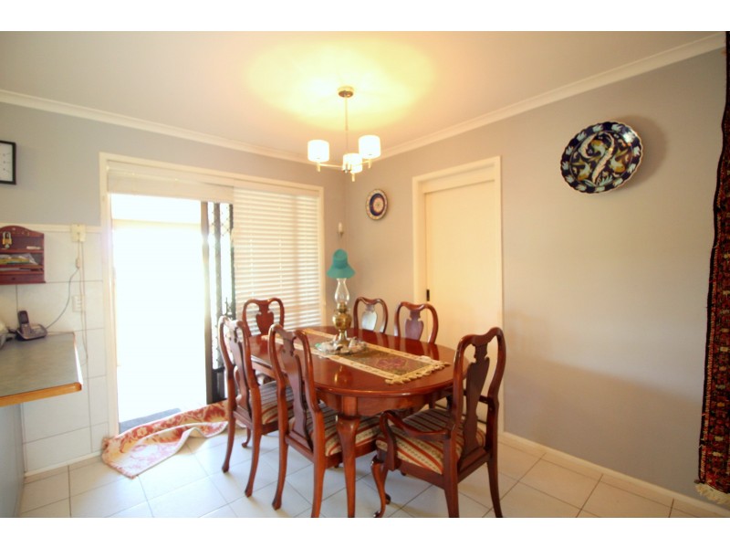 65 Bestmann Road East, Sandstone Point QLD 4511