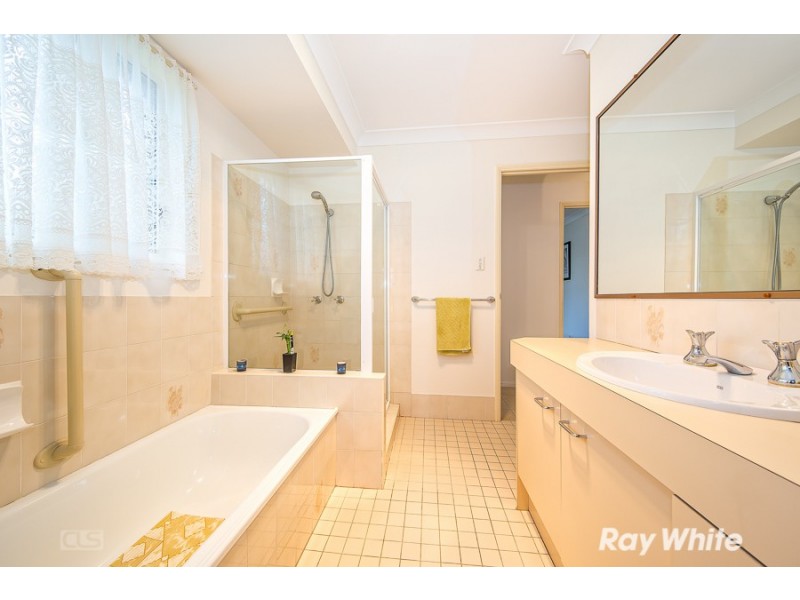 52 Oleander Drive, Bongaree QLD 4507