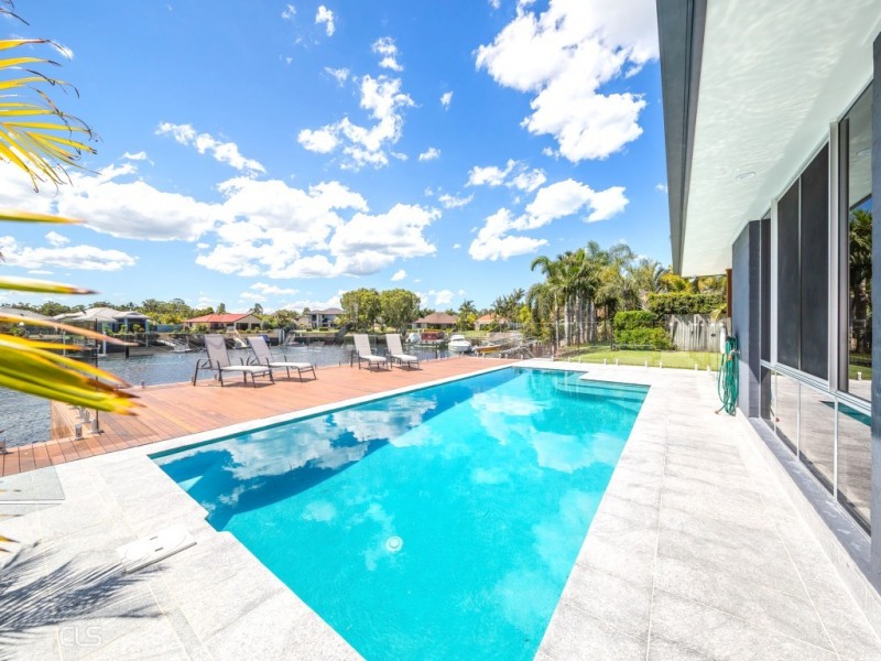 10 Trimaran Court, Banksia Beach QLD 4507