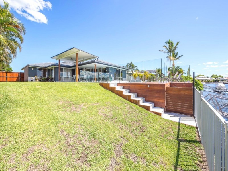10 Trimaran Court, Banksia Beach QLD 4507