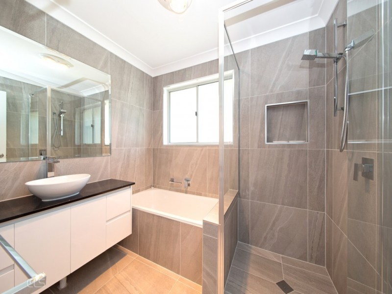 10 Trimaran Court, Banksia Beach QLD 4507